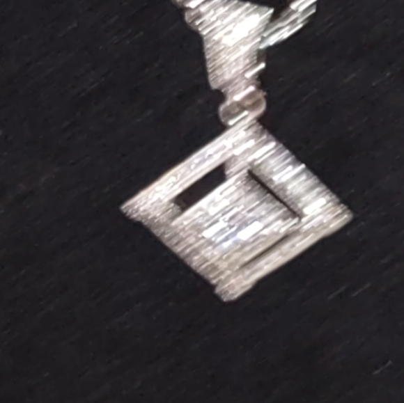 Gorgeous sterling silver chain with cubic zirconia diamonds - Picture 3 of 10